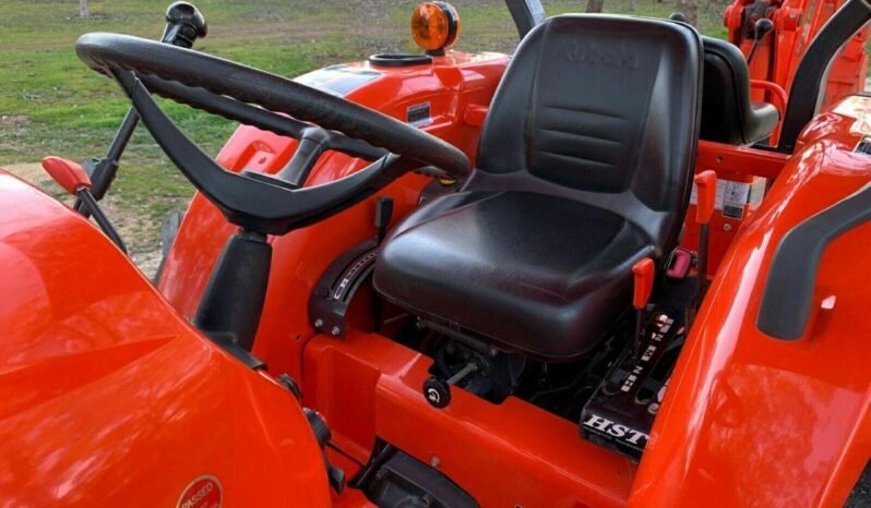 Tracteur-pelle rétrocaveuse Kubota L4600 complet