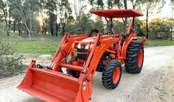 Tracteur-pelle rétrocaveuse Kubota L4600 complet