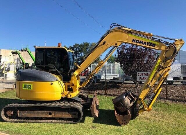 Pelle Komatsu PC88MR-6 8 tonnes longue portée complet