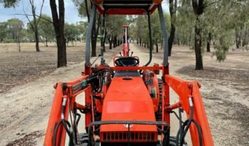 Tracteur industriel / Tractopelle Kubota B21 complet