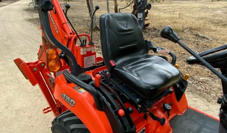 Tractopelle Kubota BX25 complet