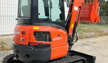 Mini pelle Kubota U35-4 complet