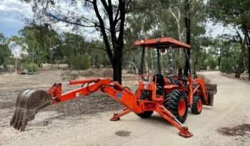 Tracteur industriel / Tractopelle Kubota B21 complet