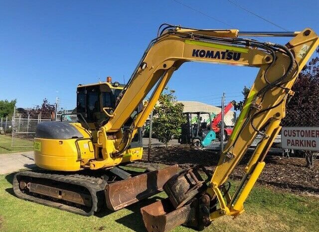 Pelle Komatsu PC88MR-6 8 tonnes longue portée complet