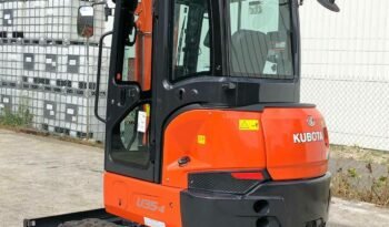 Mini pelle Kubota U35-4 complet