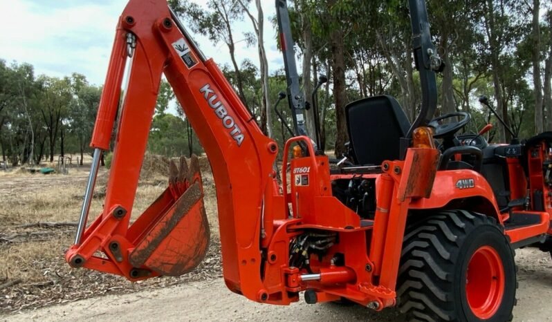 Tractopelle Kubota BX25 complet