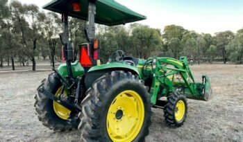 Tracteur John Deere 4320 complet