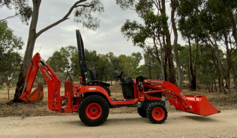 Tractopelle Kubota BX25 complet