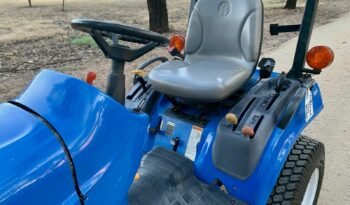 Tracteur New Holland Boomer 1025 complet