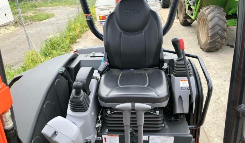 Mini pelle Kubota U35-4 complet